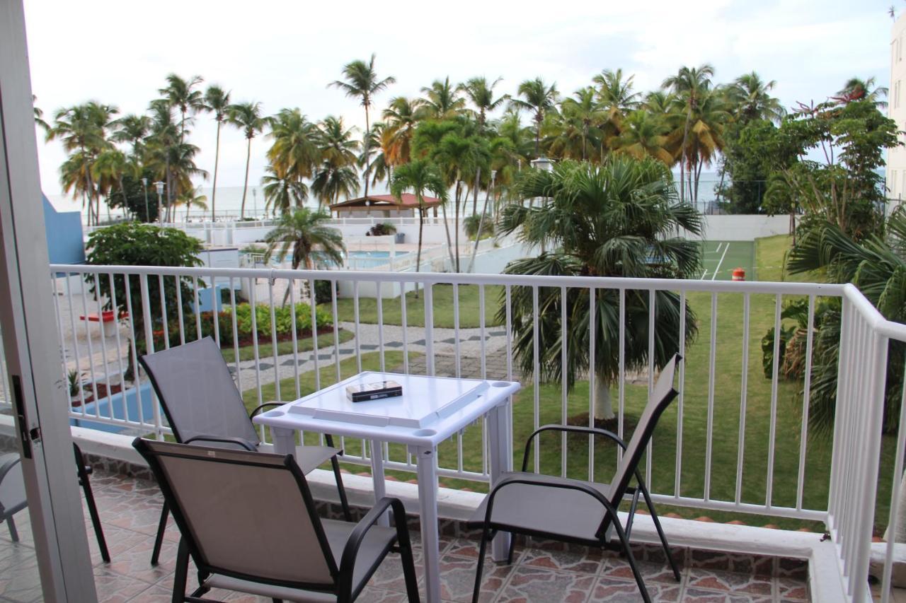 Hobie Oceanfront Apartment At Isla Verde San Juan Kültér fotó