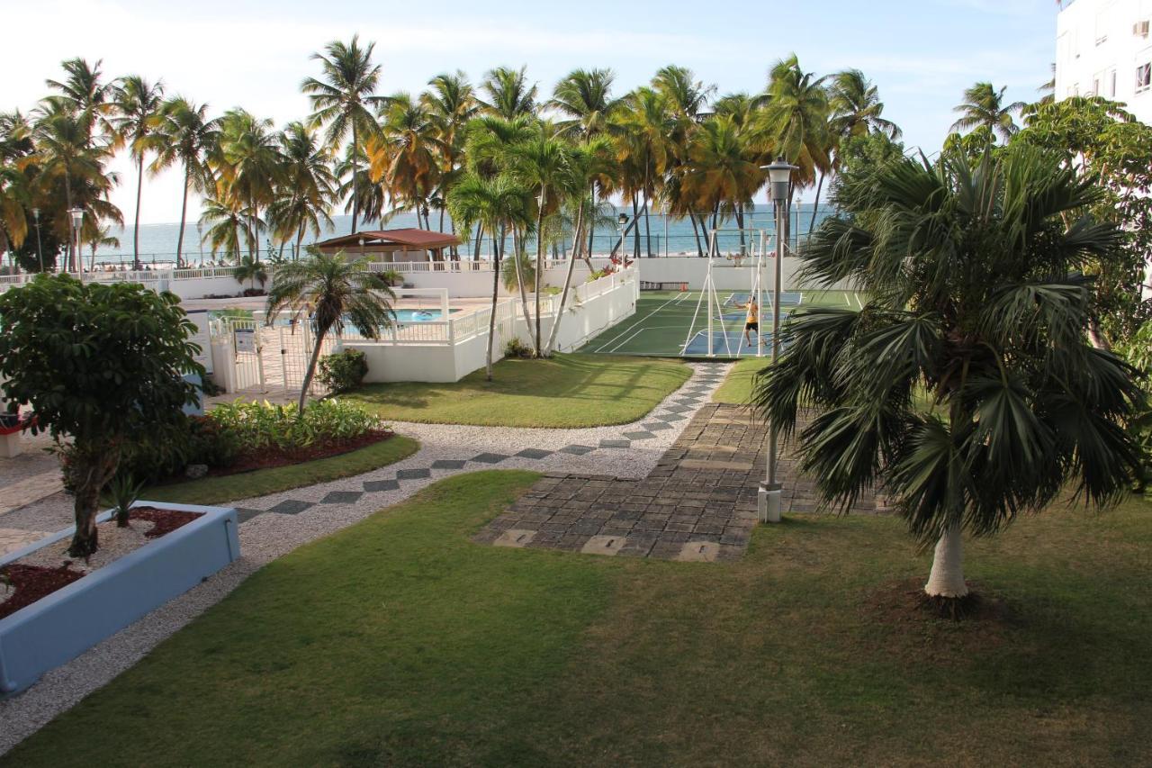 Hobie Oceanfront Apartment At Isla Verde San Juan Kültér fotó