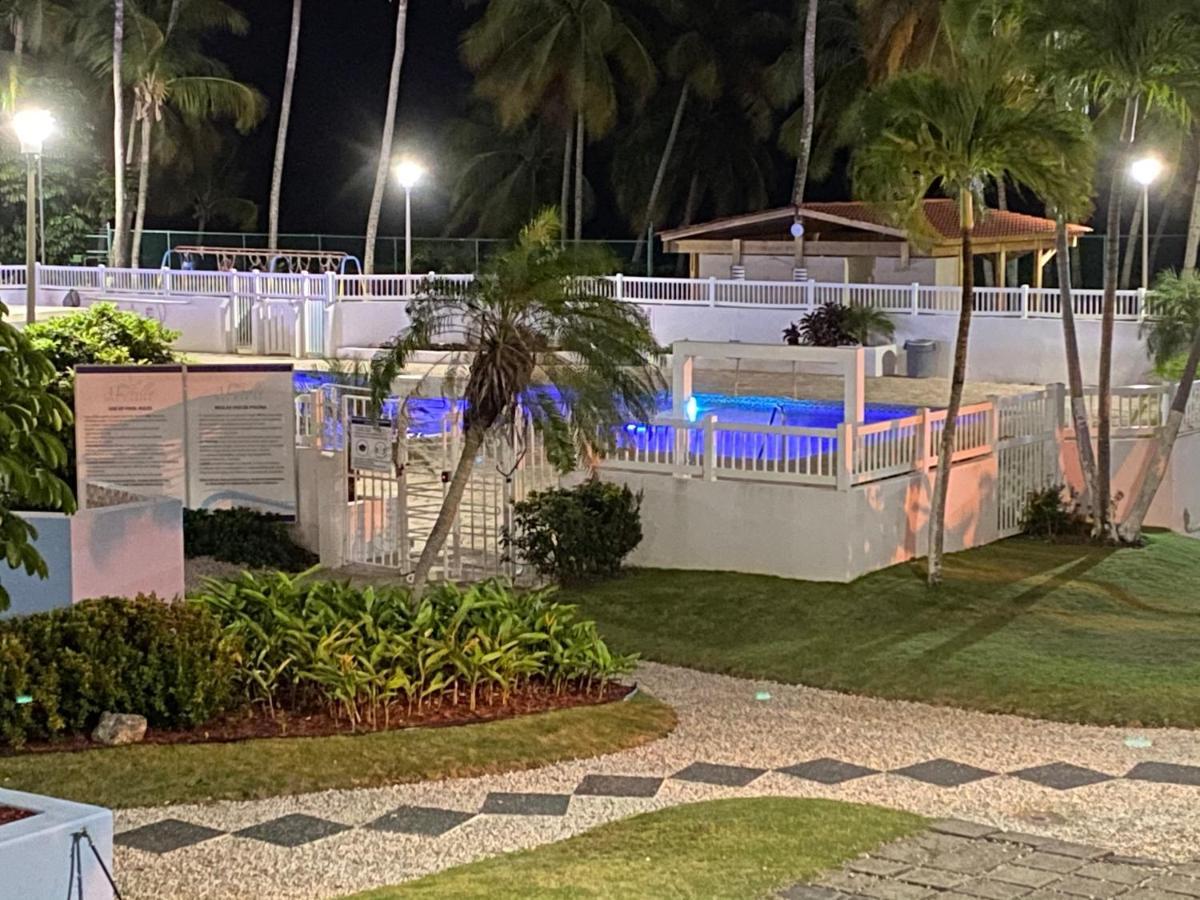 Hobie Oceanfront Apartment At Isla Verde San Juan Kültér fotó