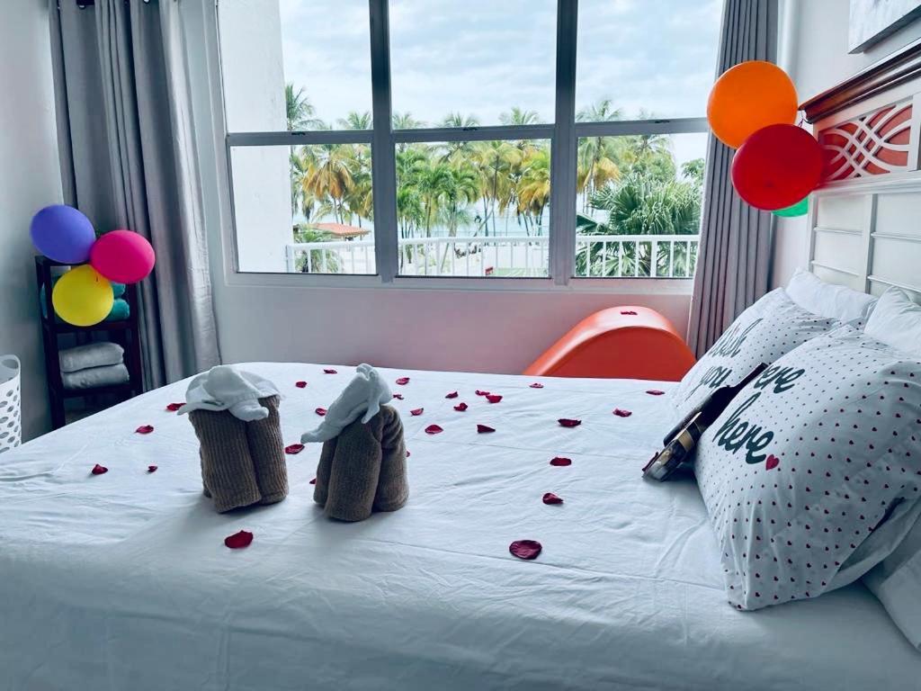 Hobie Oceanfront Apartment At Isla Verde San Juan Kültér fotó