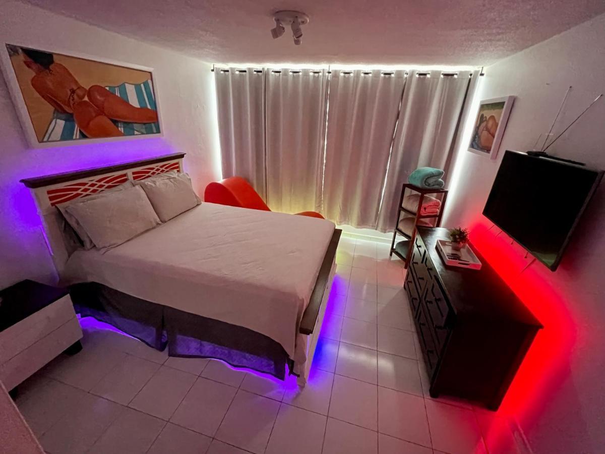 Hobie Oceanfront Apartment At Isla Verde San Juan Kültér fotó