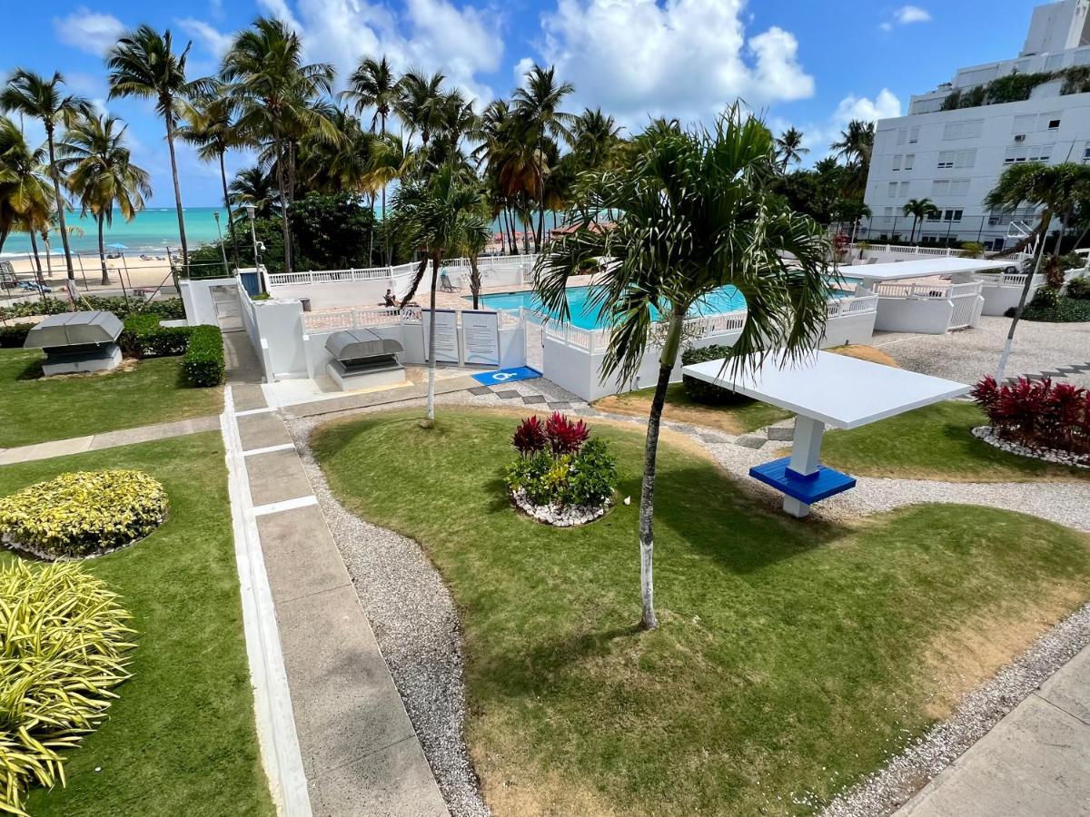 Hobie Oceanfront Apartment At Isla Verde San Juan Kültér fotó